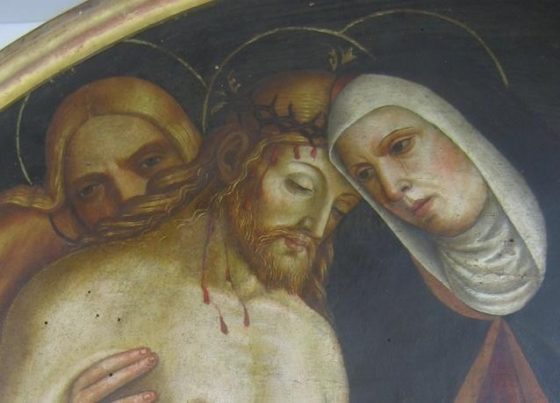 Restauration huile sur bois, Christ au tombeau, détail, avant