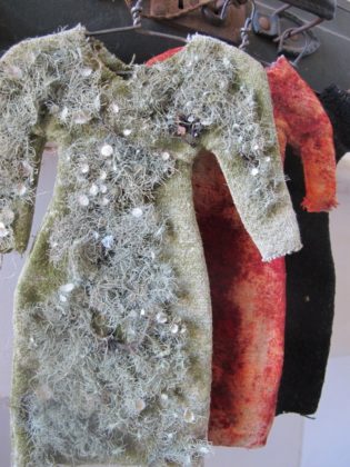 Installation, « Ma petite garde-robe »,(détail) 2017